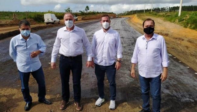 Governador visita obras rodoviárias em Conceição da Barra e São Mateus