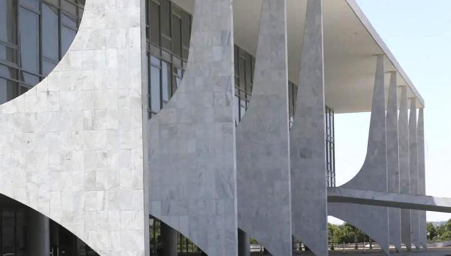 Governo abre processo de reciprocidade contra tarifas dos EUA