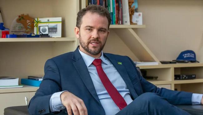 Governo avalia uso do FGTS para quitar dívidas, diz Durigan