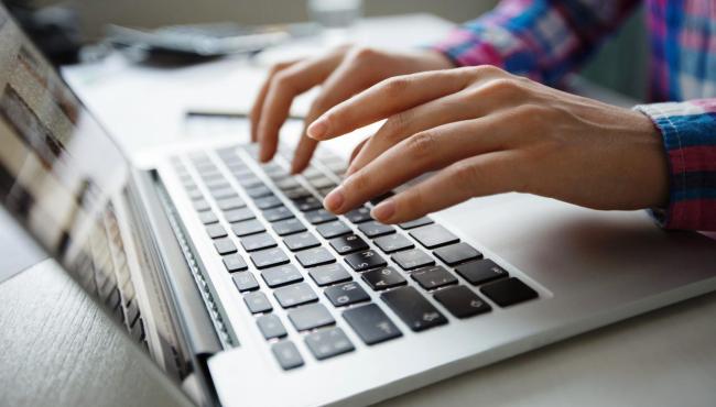 Governo divulga lista de classificados de cursos presenciais do programa Qualificar ES