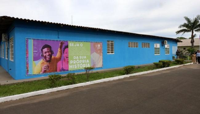 Governo do ES abre ano letivo 2024 nas escolas da Rede Estadual