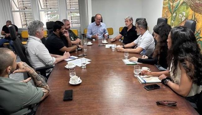 Governo do ES discute regulamentação do Compesca em reunião com instituições federais e municipais