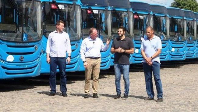Governo do ES entrega mais 36 ônibus novos para renovação e ampliação do Sistema Transcol
