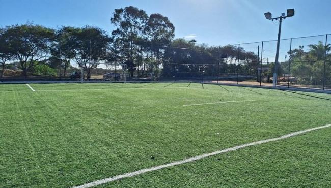 Governo do ES inaugura três revitalizações de Campo Bom de Bola em Itapemirim