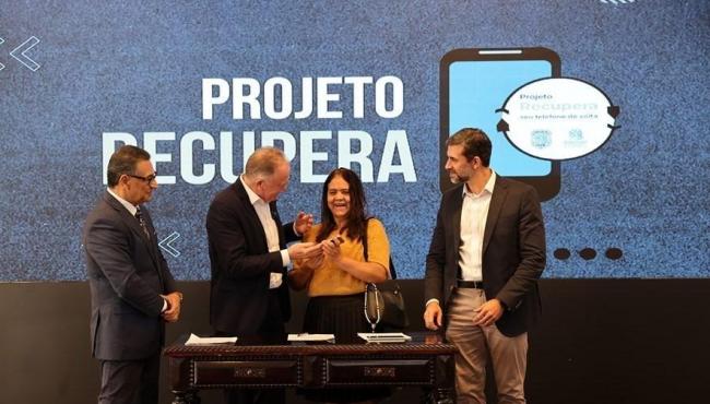 Governo do ES inicia devolução de celulares recuperados pelo Projeto Recupera