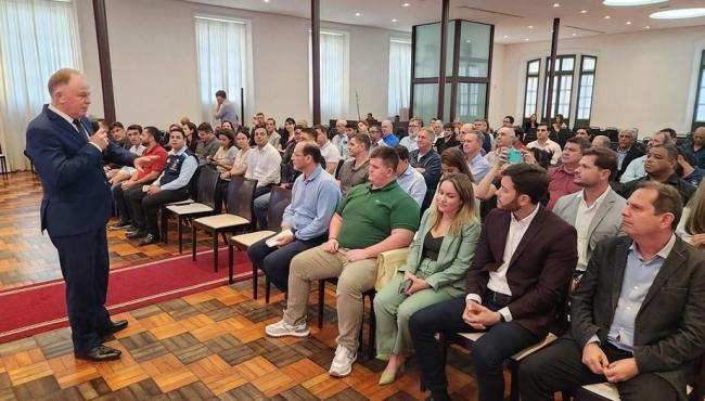 Governo do ES orienta municípios costeiros e produtores em relação à gripe aviária
