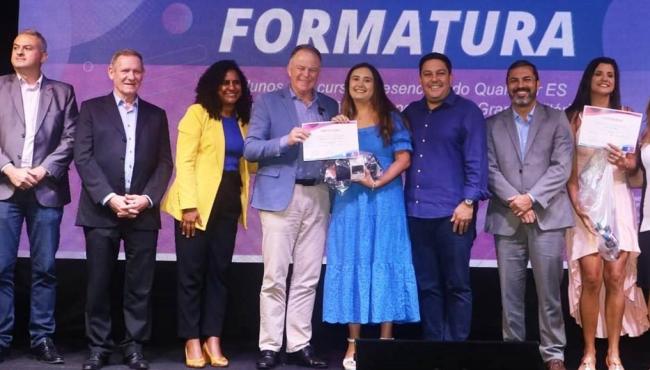 Governo do ES realiza formatura de alunos do Qualificar ES na Região Metropolitana