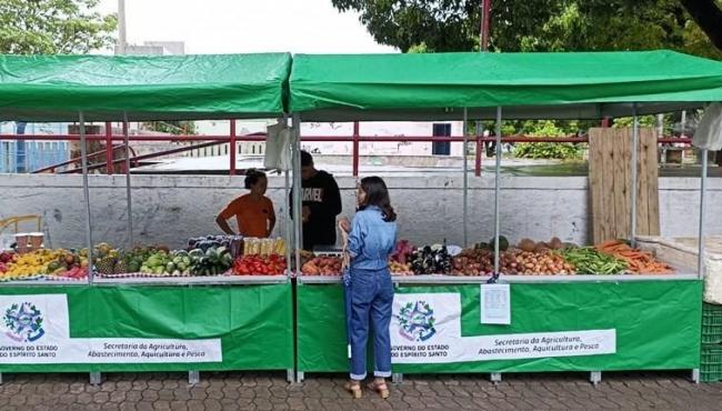 Governo do ES reestrutura feiras agrícolas com o repasse de novas barracas