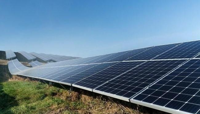 Governo do Espírito Santo anuncia licitação para locação de miniusinas solares