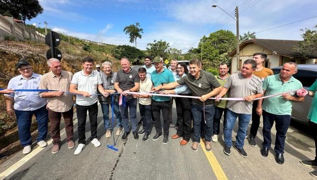 Governo do Espírito Santo entrega obra de recapeamento em Marilândia