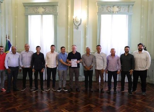 Governo do Espírito Santo lança edital para construção do CEET de Iúna