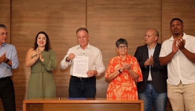 Governo do Espírito Santo lança políticas públicas direcionadas às juventudes