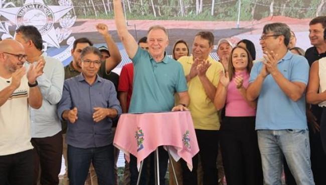 Governo do Espírito Santo realiza entregas e autoriza novos investimentos em Ibitirama