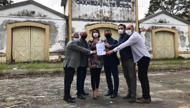 Governo do Espírito Santo recebe prédio do Centro Cultural Carmélia