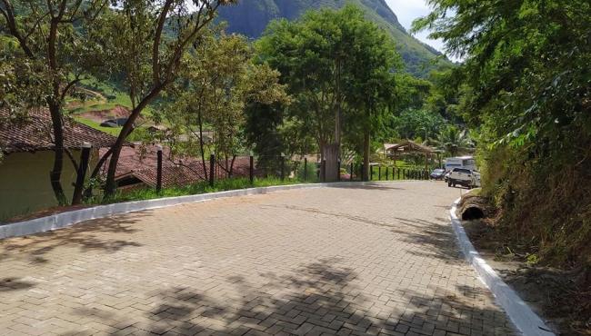 Governo do ES inaugura estrada na região de Duas Bocas em Cariacica