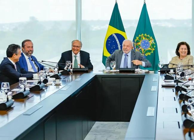 Governo prevê aumento de etanol na gasolina de 30% para até 32%