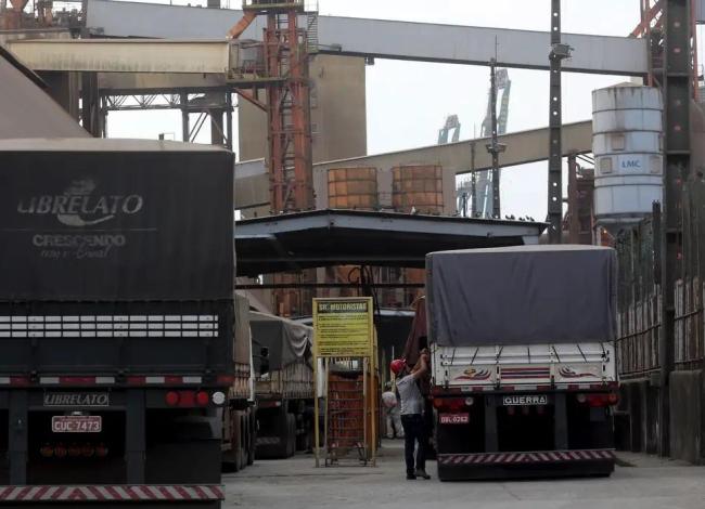 Governo propõe que estados zerem ICMS do diesel importado