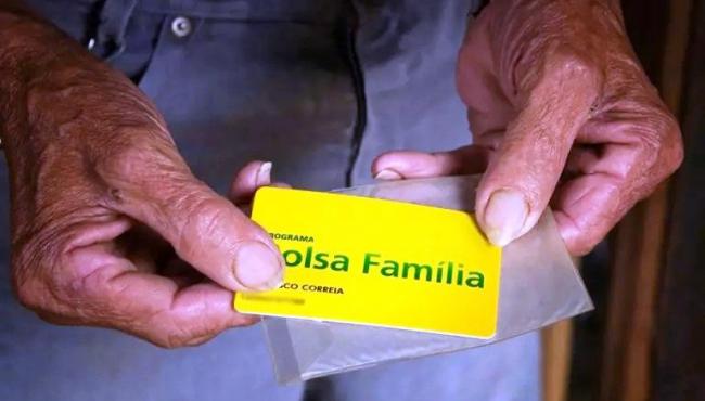 Governo quer mudar Bolsa Família com promessa de incluir mais 200 mil famílias