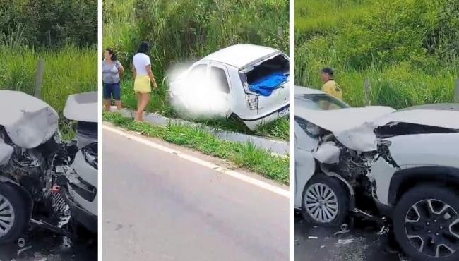 Grave acidente com três carros mata motorista em zona rural do ES