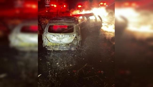 Grave acidente entre dois veículos na BR-080 causa incêndio e deixa dois mortos