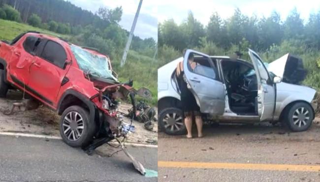 Grave acidente entre quatro veículos deixa quatro mortos e sete feridos na BA-698