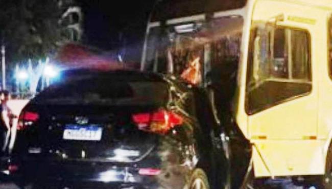Grave acidente na RJ-102 deixa dois mortos e 30 feridos, em Búzios, no Rio