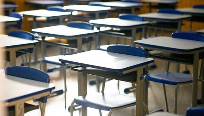 Greve sindicalista desrespeita decisão judicial e prejudica milhares de alunos em São Mateus, ES