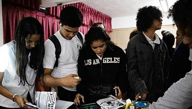Histórias em quadrinhos podem ajudar no debate racial em sala de aula