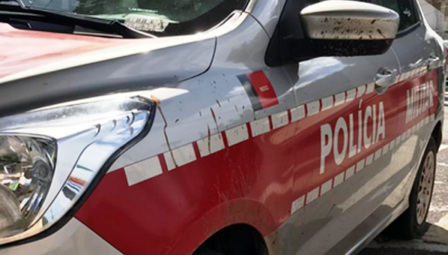 Homem é encontrado baleado e com mãos e pernas amarradas 