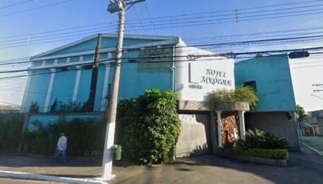 Homem é encontrado morto dentro de hidromassagem de motel