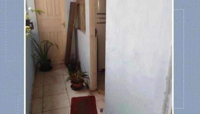 Homem é morto a tiros dentro da própria casa e enteado é suspeito, no ES