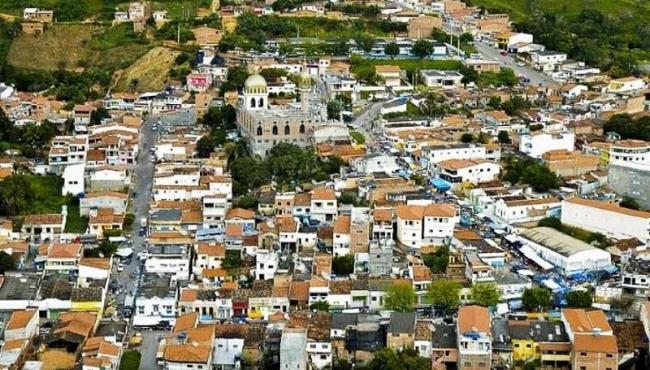 Homem é morto por engano pelo próprio irmão dentro de casa