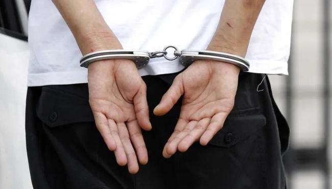 Homem é rejeitado em aplicativo de namoro e esfaqueia mulher 150 vezes