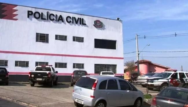 Homem forja sequestro e se suja com o próprio sangue para esposa desistir de separação