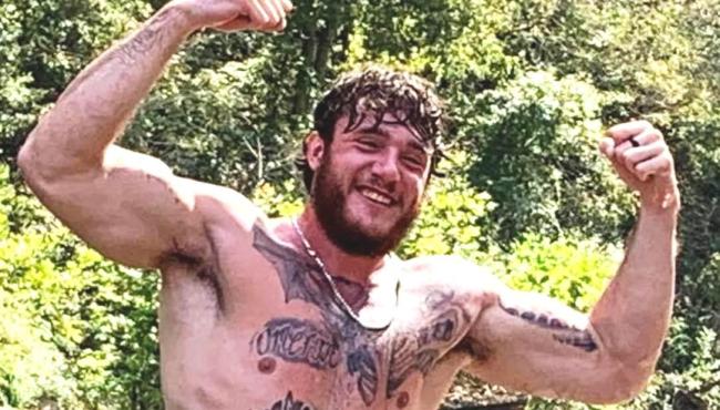 Homem que procurava chifres de veado em floresta encontra restos de lutador de MMA desaparecido nos EUA