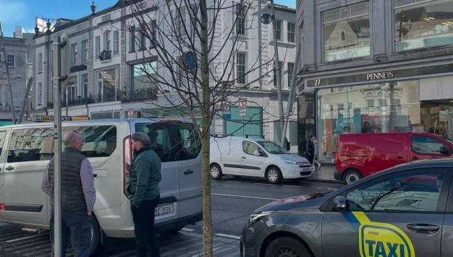 Homem se esquece de onde estacionou carro e fica 19 dias procurando por veículo