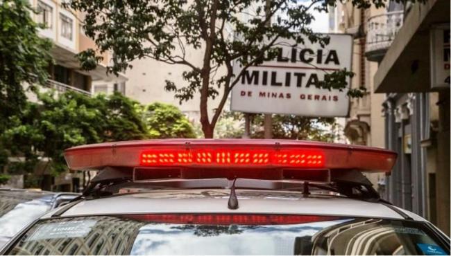 Homem se irrita com namorada que queria dormir, atira nela e suicida