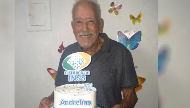 Idoso comemora 121 anos com bolo temático em Aparecida de Goiânia: ‘O terror do INSS’