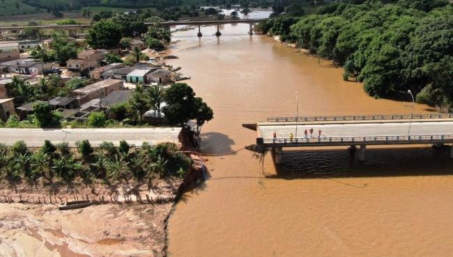 Imagens mostram áreas destruídas após chuva, em Itamaraju, no sul da Bahia