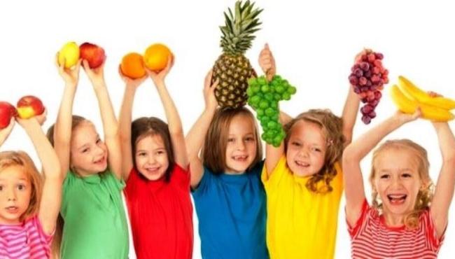 Importância das frutas na alimentação das crianças