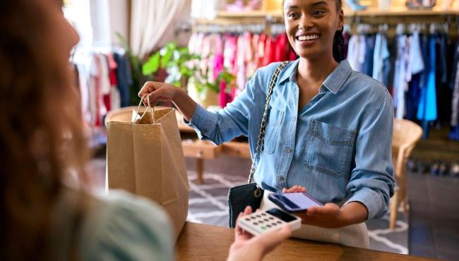 Impostos chegam a representar mais de 77% do valor de presentes no Natal