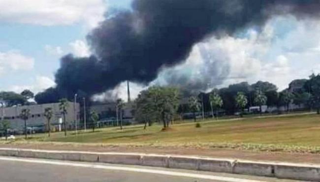 Incêndio atinge anexo do Palácio do Planalto neste sábado (19)