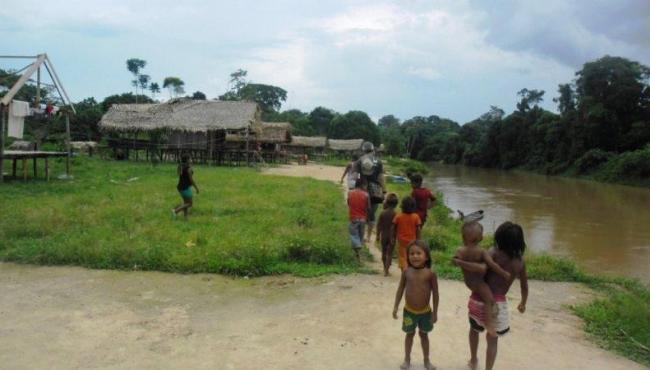 Índios isolados fazem contato em aldeia do Acre em meio à pandemia da Covid-19