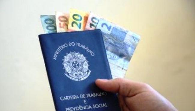 Inflação fica acima da meta do governo e mínimo deverá ser maior