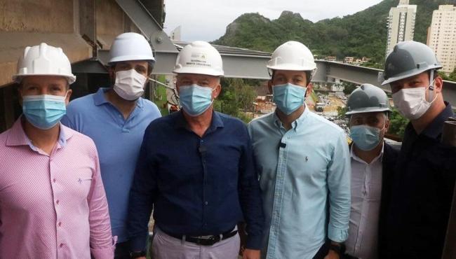 Iniciado trabalho de concretagem do piso da Ciclovia da Vida, no sentido Vila Velha, ES