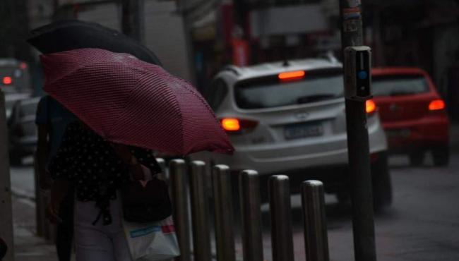 Inmet emite alerta amarelo de tempestade para todos os municípios do ES