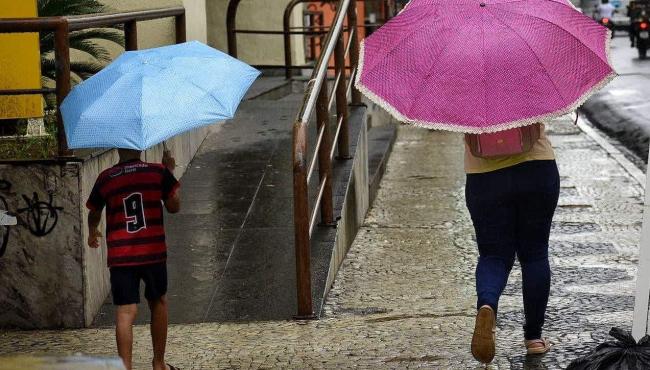 Inmet emite alertas de chuva e ventos intensos para o ES