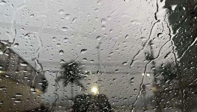 Inmet emite novo alerta de chuva para cidades do ES. Veja a lista
