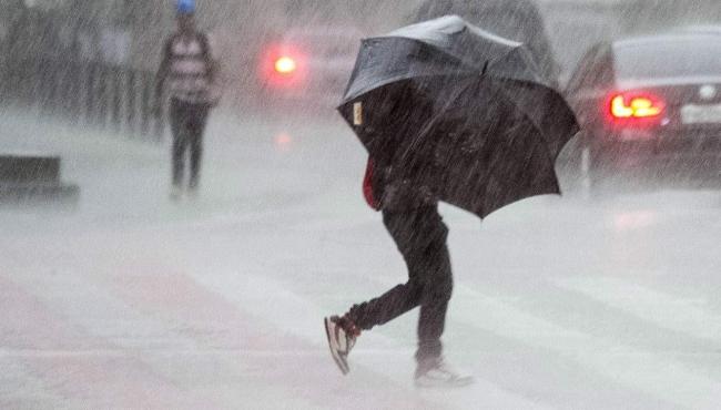 Instituto emite alerta de tempestade para todo o ES e há risco de chuva de granizo
