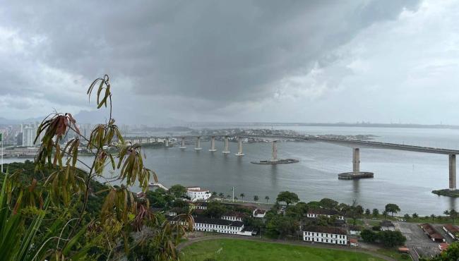 Instituto renova alerta de chuva para 27 cidades do ES; veja lista